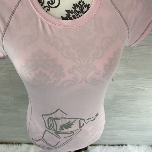 Alo Yoga Coolfit “Run Like A Girl” Short Sleeve Top - Picture 3 of 9